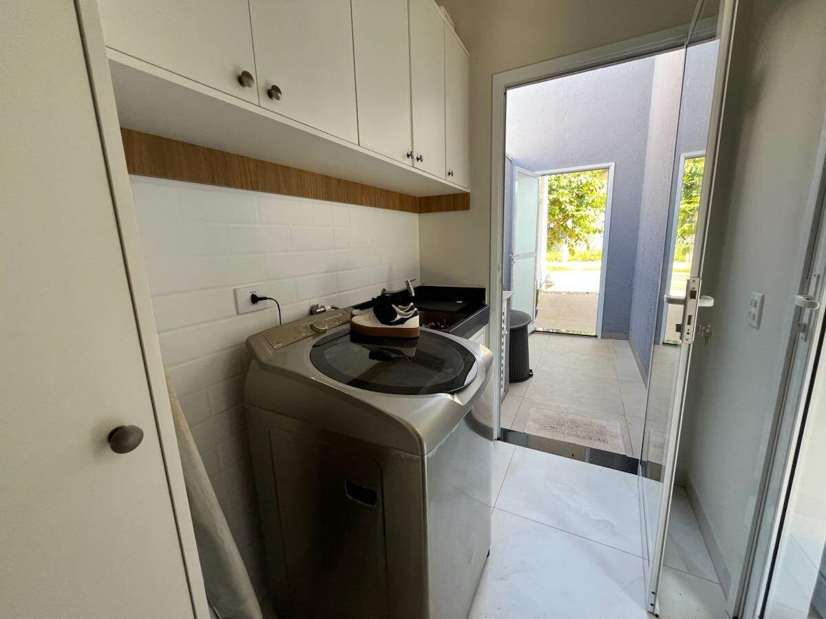Casa em Condomínio à venda no Residencial Costa Leste: 