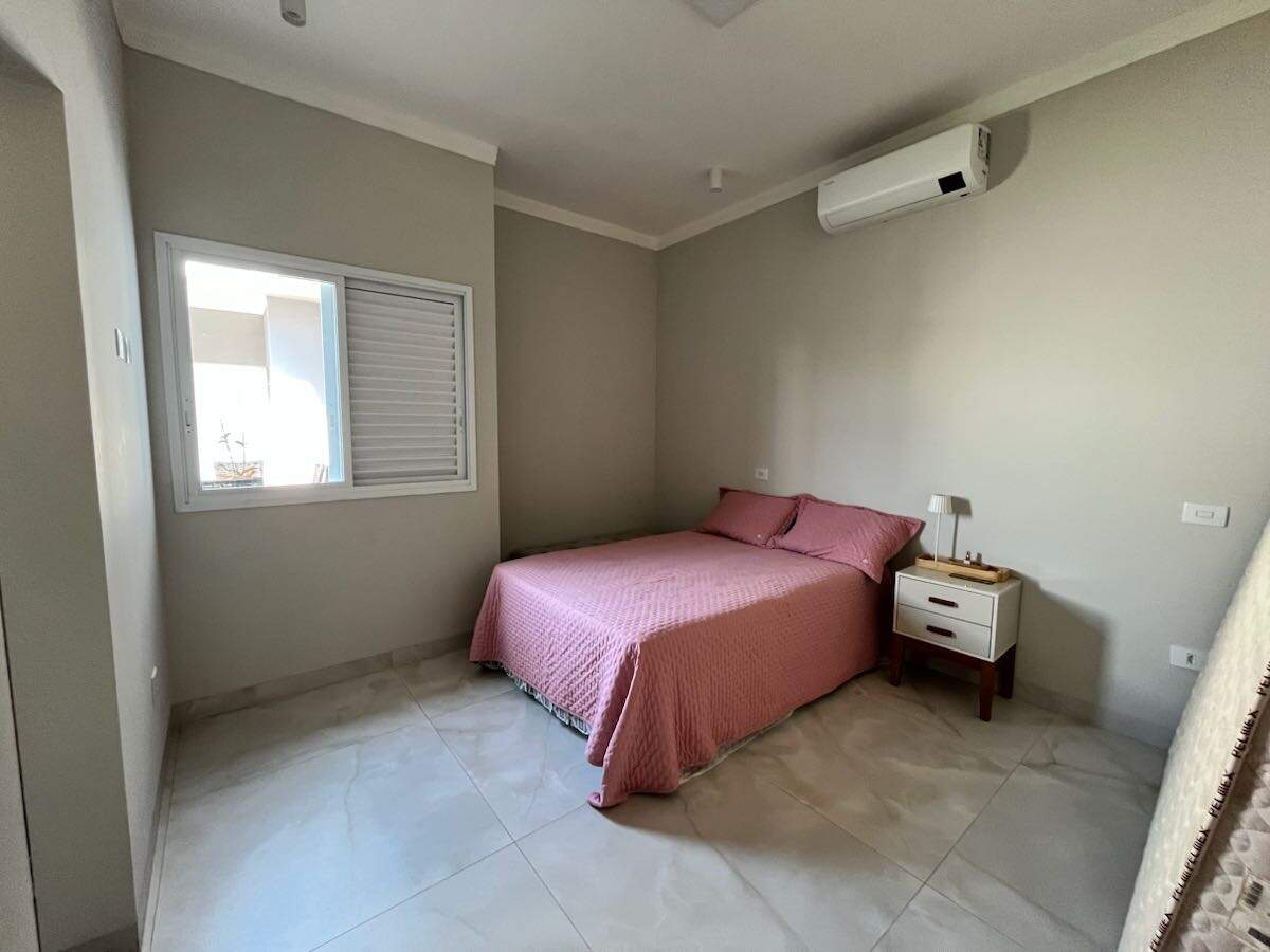 Casa em Condomínio à venda no Residencial Costa Leste: 
