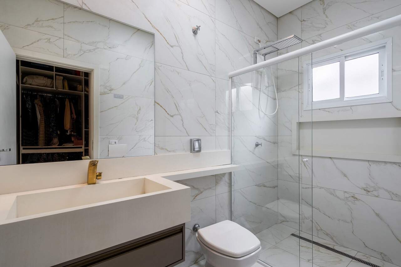 Casa em Condomínio à venda no Condomínio Villa de León: 