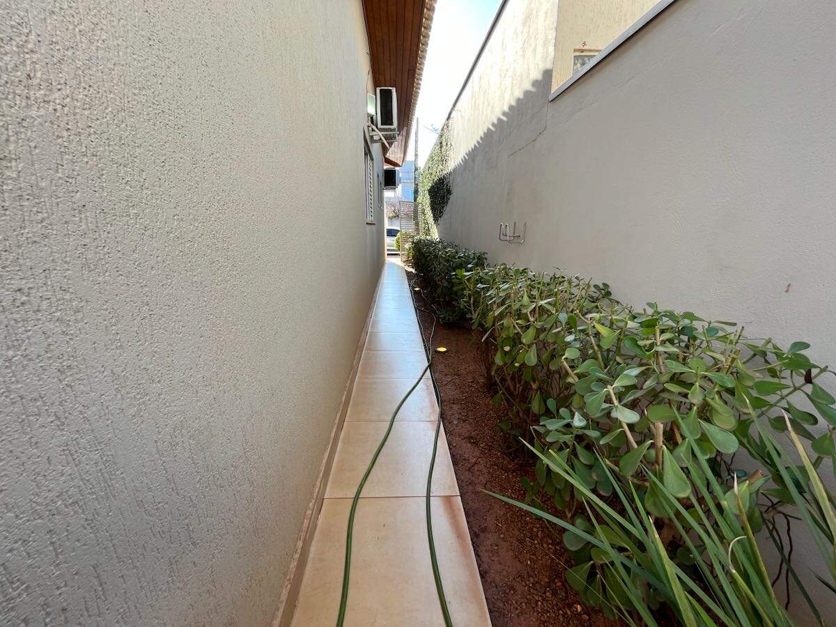 Casa em Condomínio à venda no Condomínio Recanto das Palmeiras: 