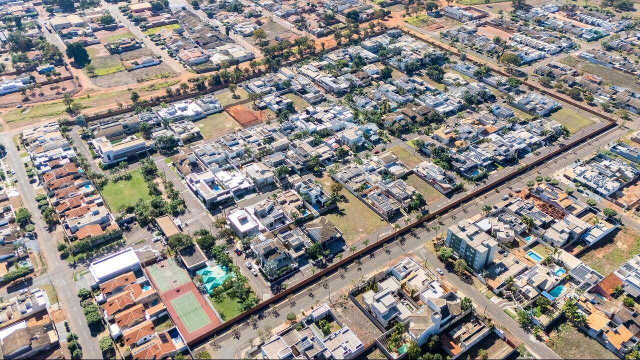 Terreno em Condomínio à venda no Condomínio Alto dos Ipês: 