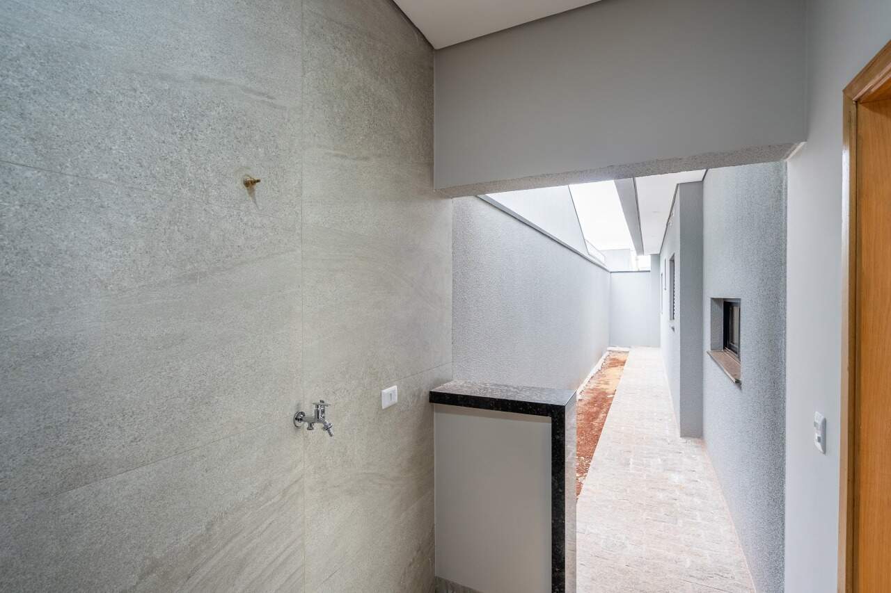 Casa em Condomínio à venda no Residencial Costa Leste: 