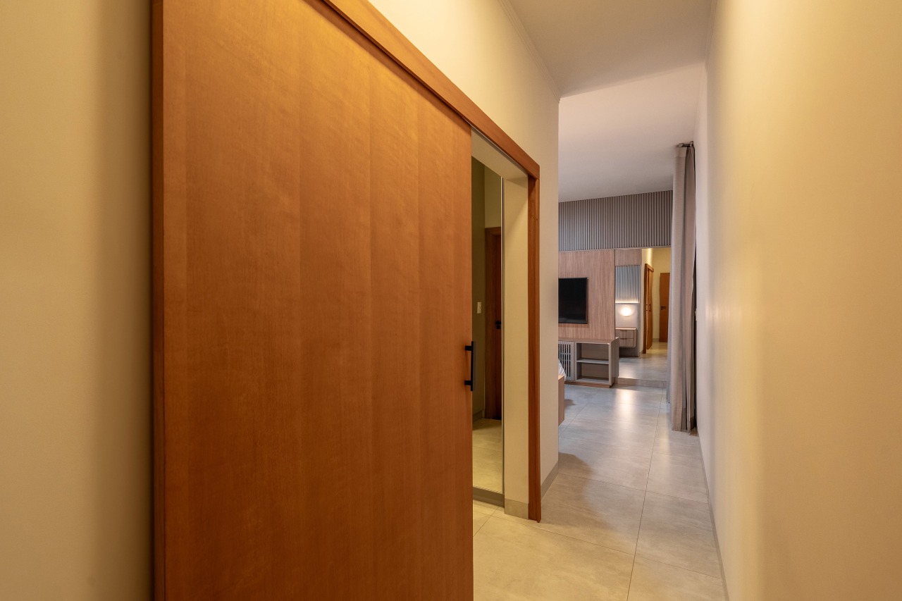 Casa em Condomínio à venda no Condomínio Villa de León: 