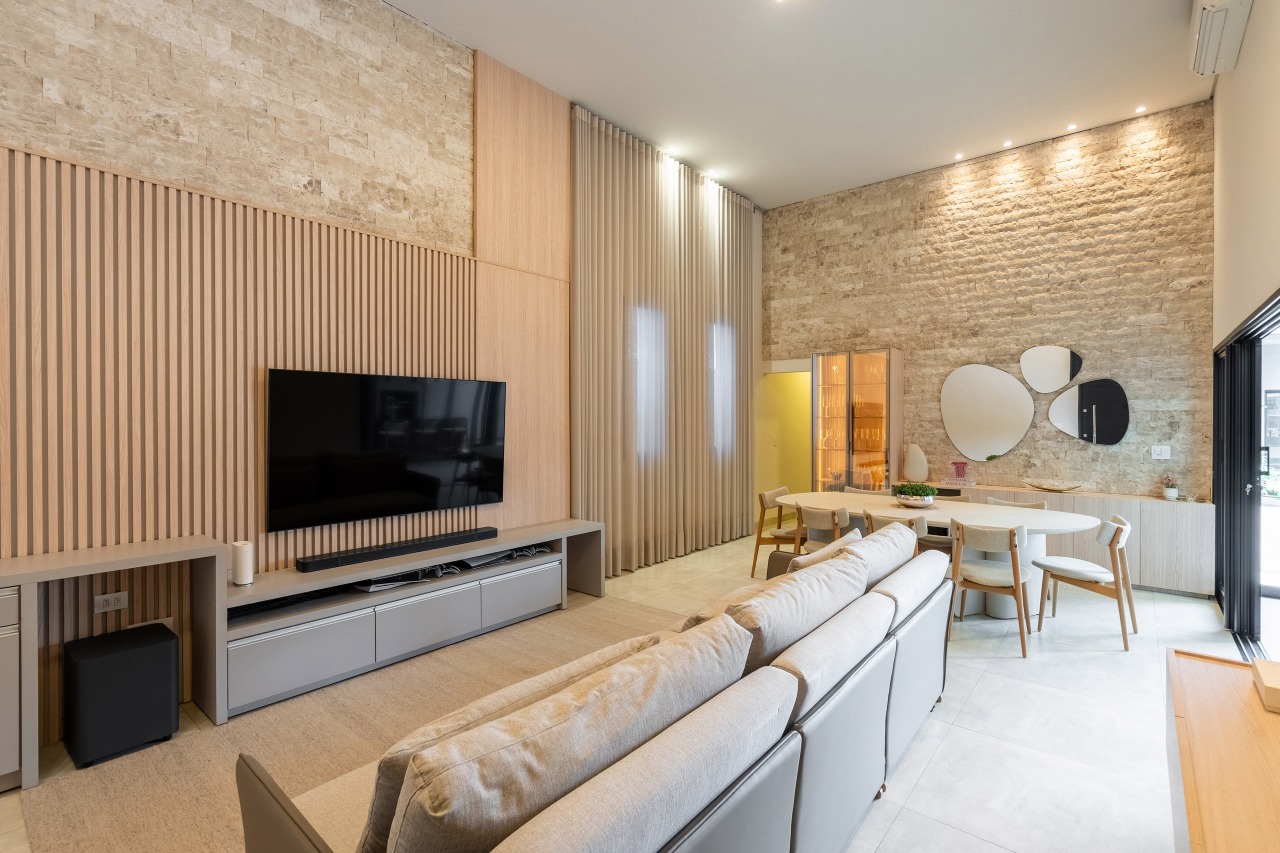 Casa em Condomínio à venda no Condomínio Villa de León: 