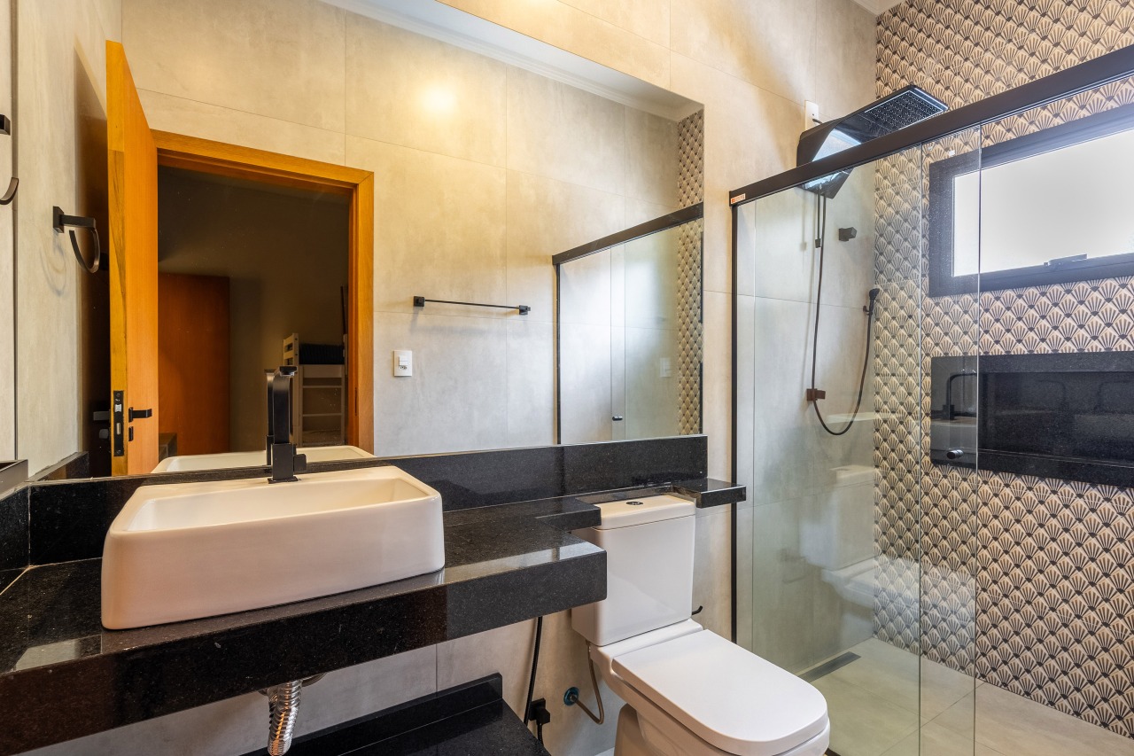 Casa em Condomínio à venda no Condomínio Villa de León: 