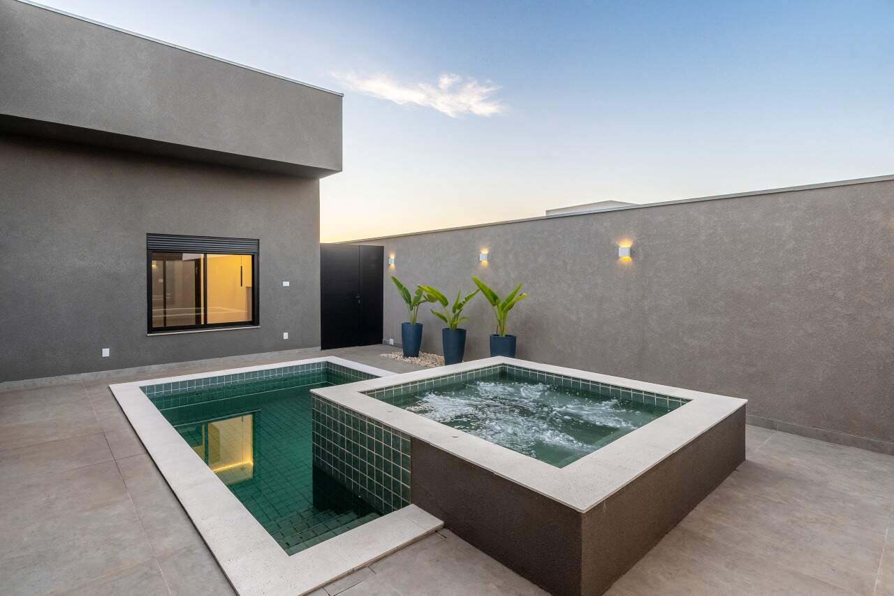 Casa em Condomínio à venda no Condomínio Villa de León: 