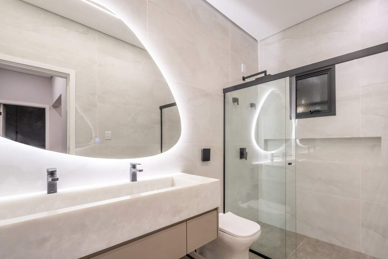 Casa em Condomínio à venda no Condomínio Villa de León: 