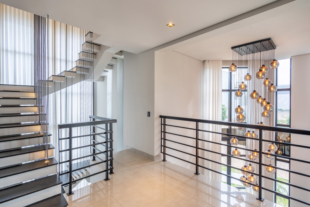 Casa em Condomínio à venda no Village do Lago: 