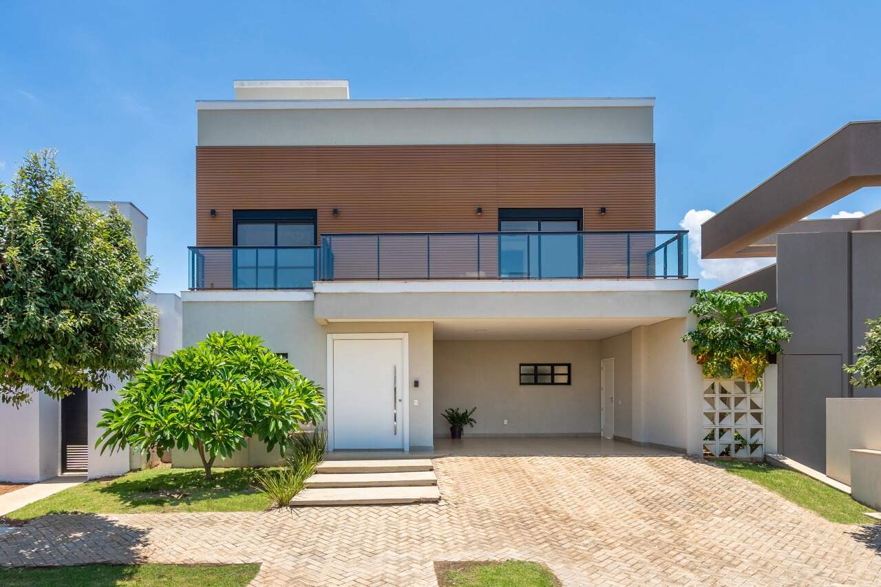 Casa em Condomínio à venda no Village do Lago: 