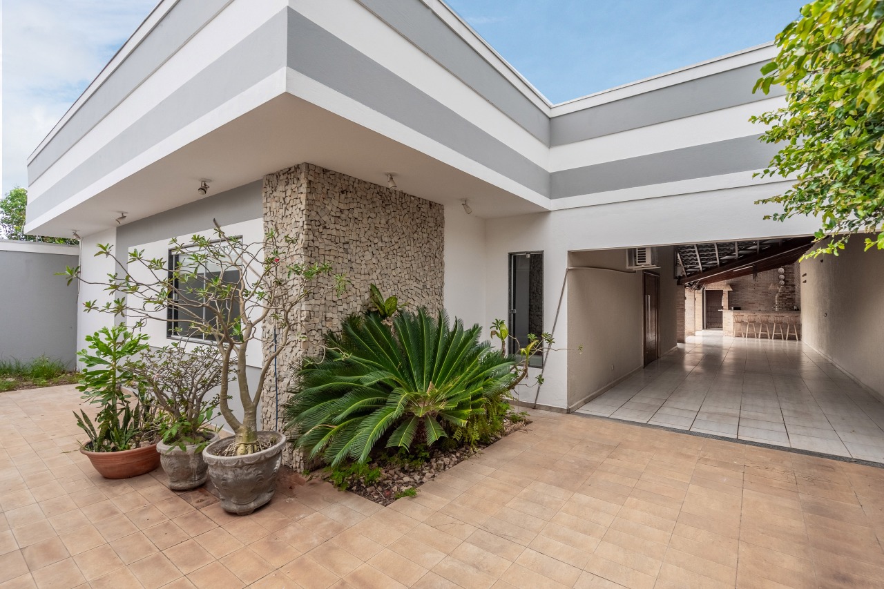 Casa à venda no Jardim dos Ipes: 