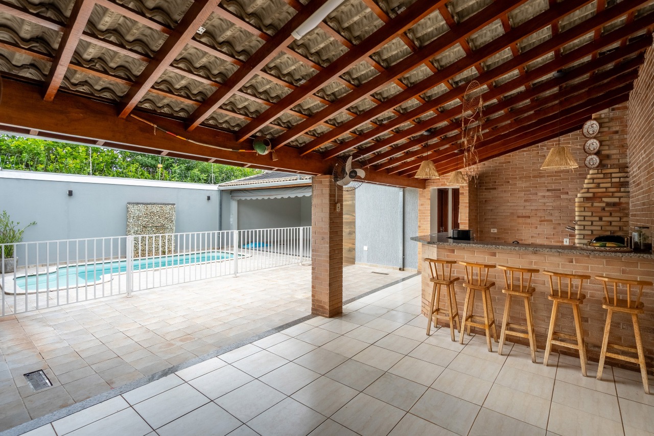 Casa à venda no Jardim dos Ipes: 