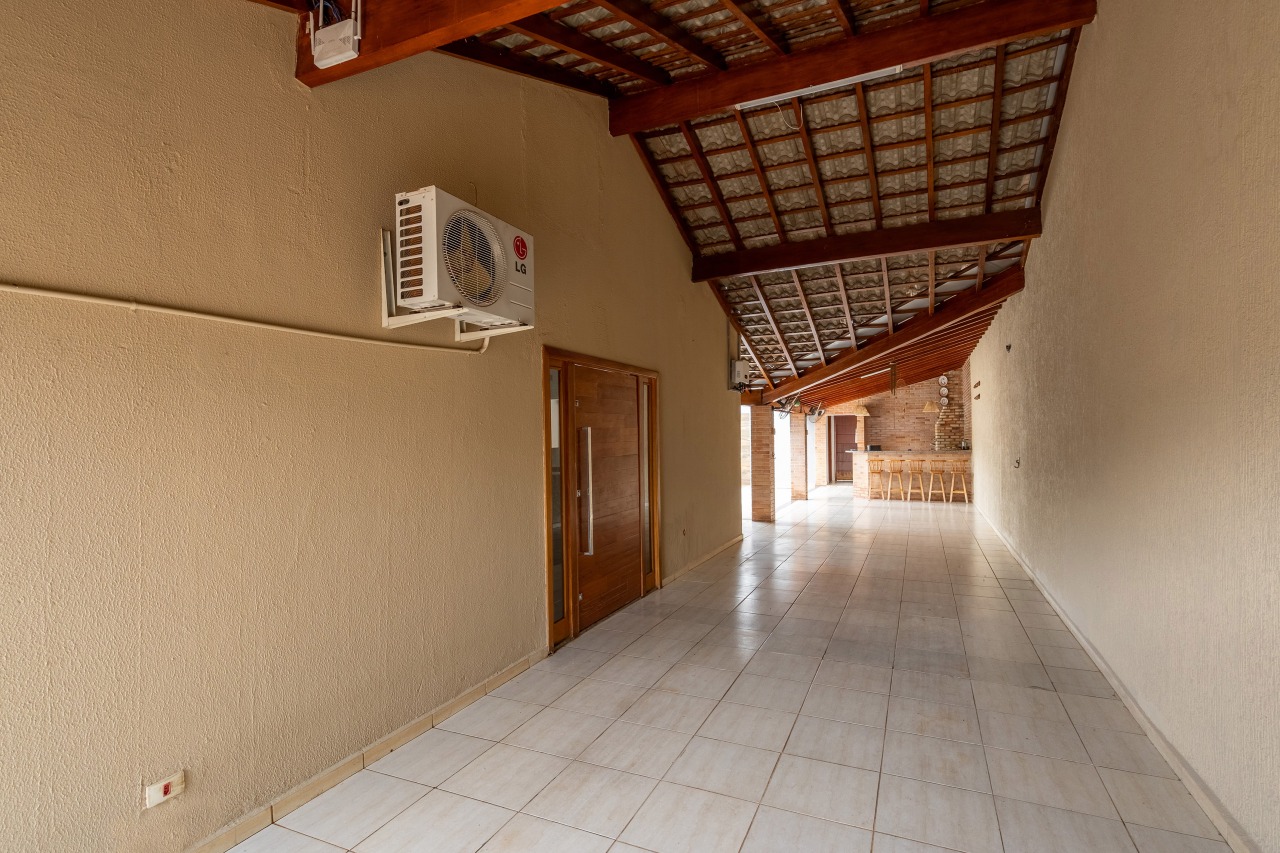 Casa à venda no Jardim dos Ipes: 