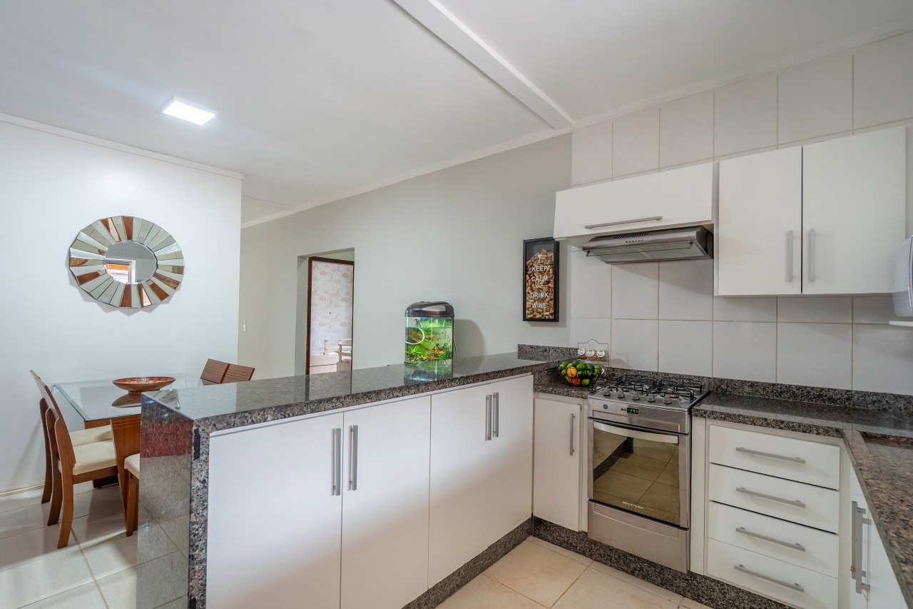 Casa à venda no Jardim dos Ipes: 