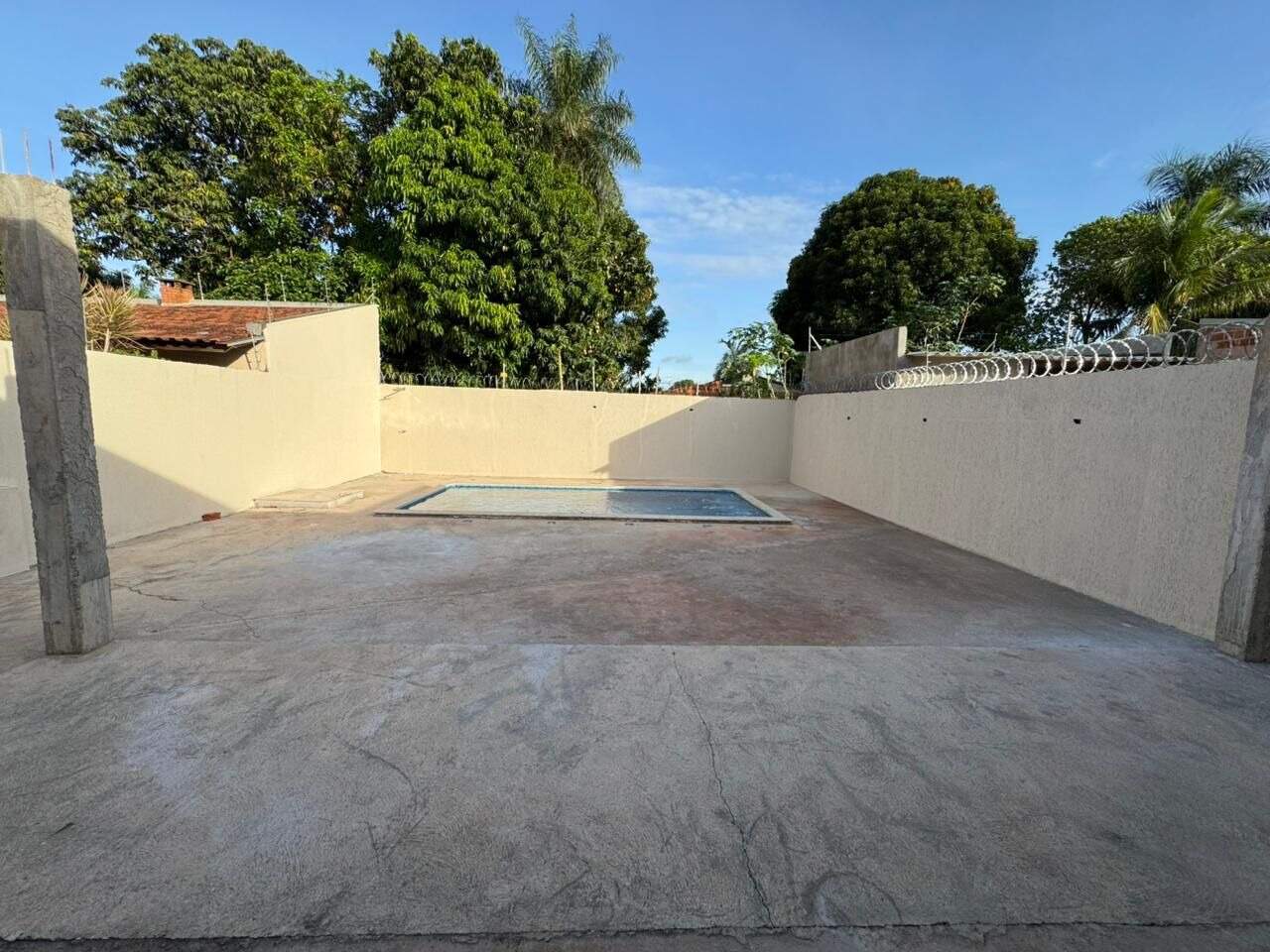 Casa à venda no Jardim Paranapungá: 