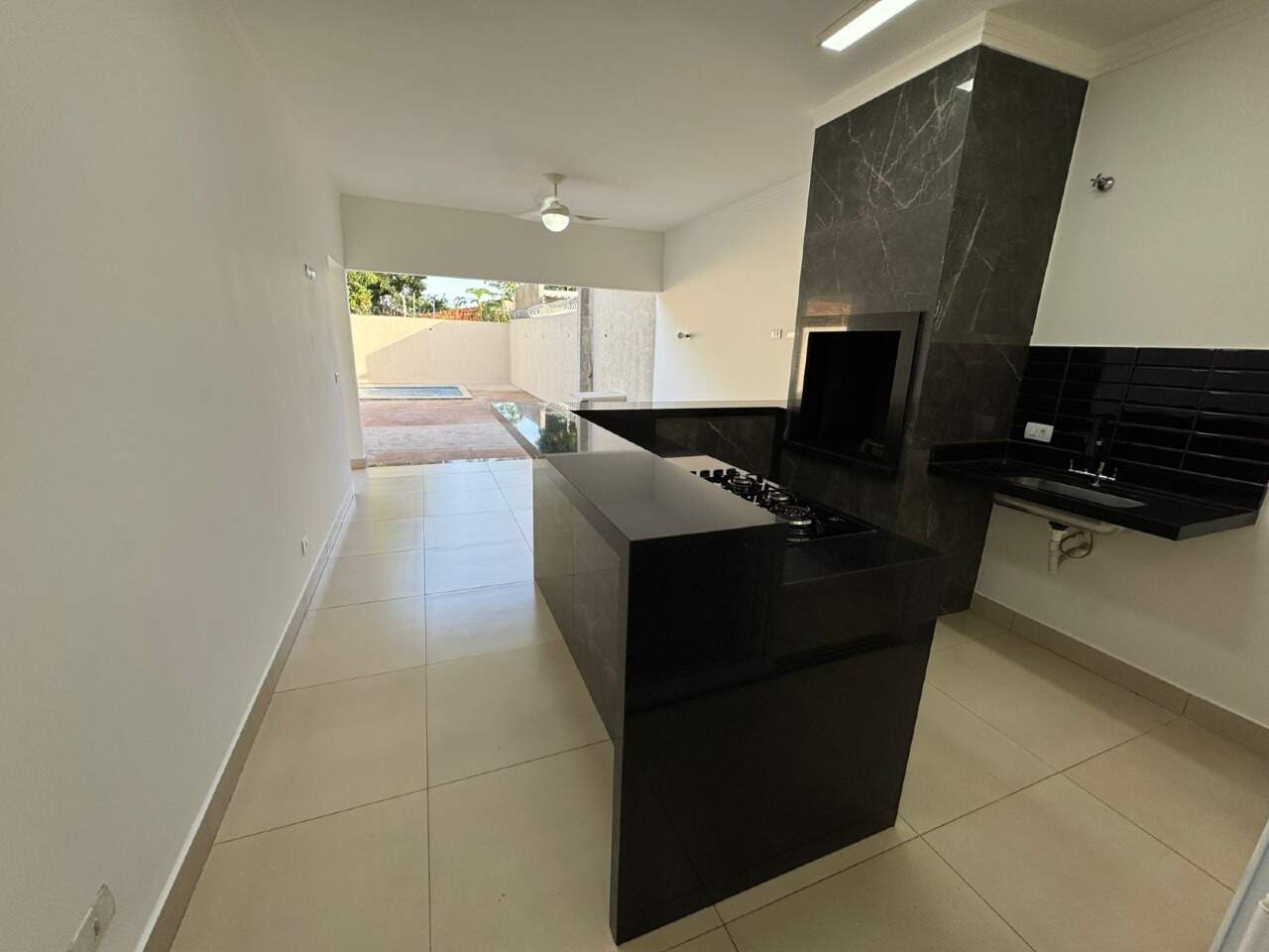 Casa à venda no Jardim Paranapungá: 