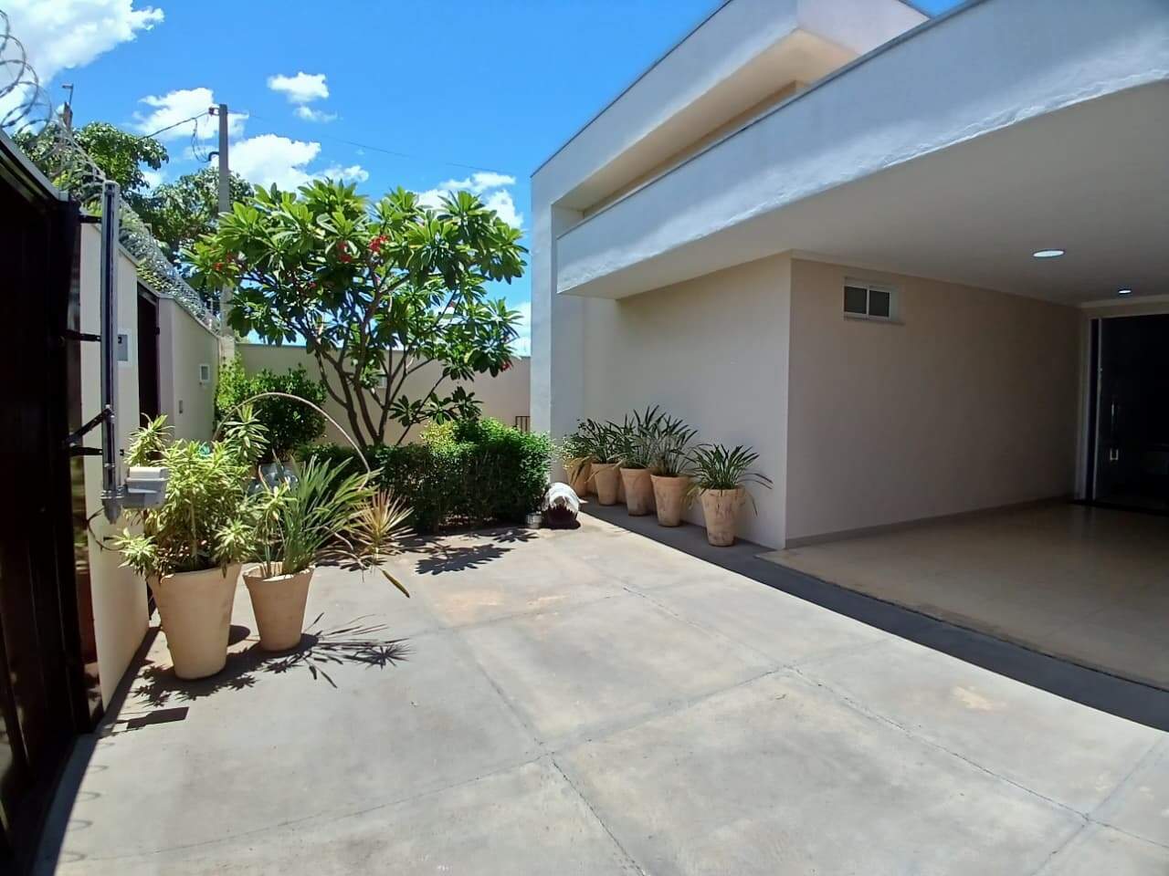Casa à venda no Santos Dumont: 