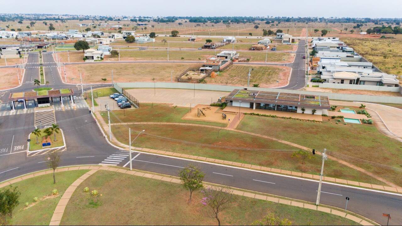 Terreno em Condomínio à venda no Condomínio Villa de León: 