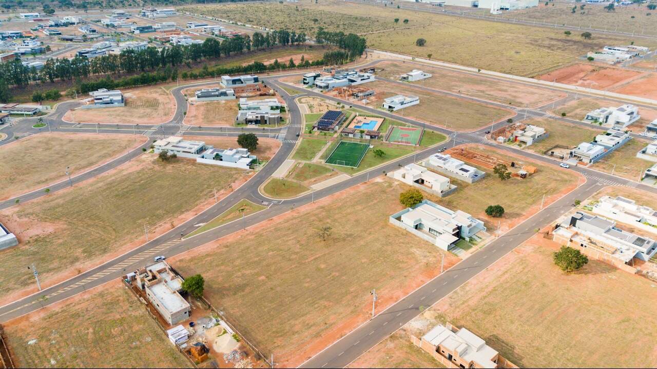 Terreno em Condomínio à venda no Condomínio Villa de León: 