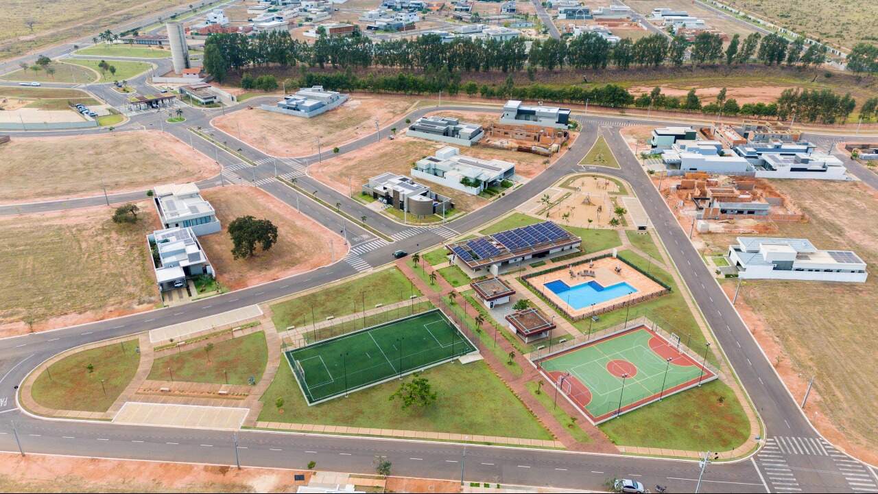 Terreno em Condomínio à venda no Condomínio Villa de León: 