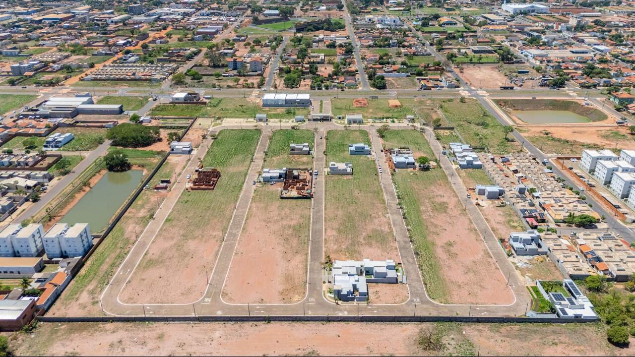 Terreno em Condomínio à venda no Jardim Alvorada: 