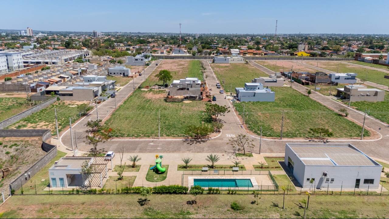 Terreno em Condomínio à venda no Jardim Alvorada: 