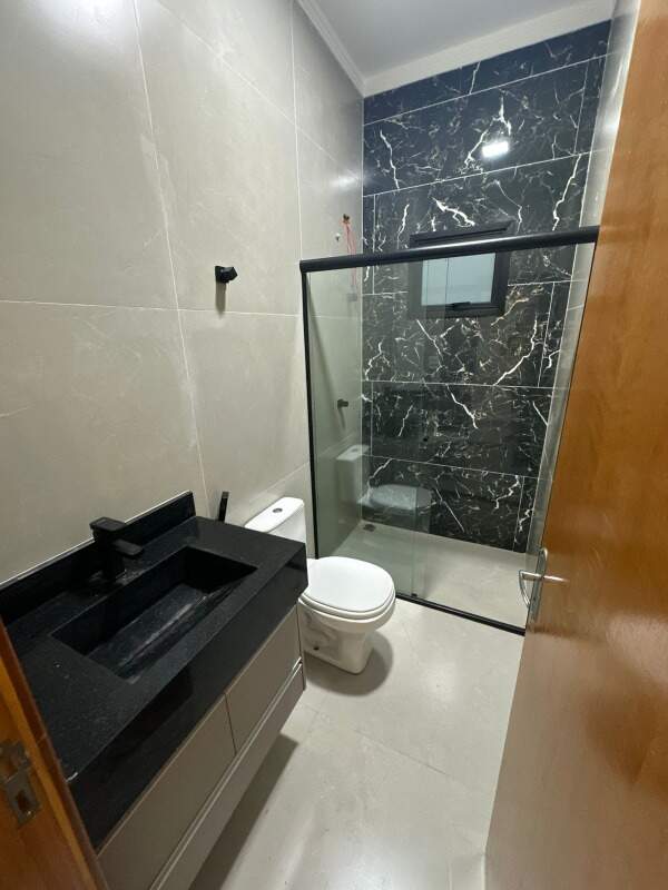 Casa à venda no Jardim dos Ipes: 