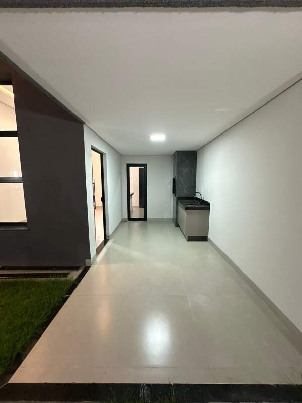 Casa à venda no Jardim dos Ipes: 