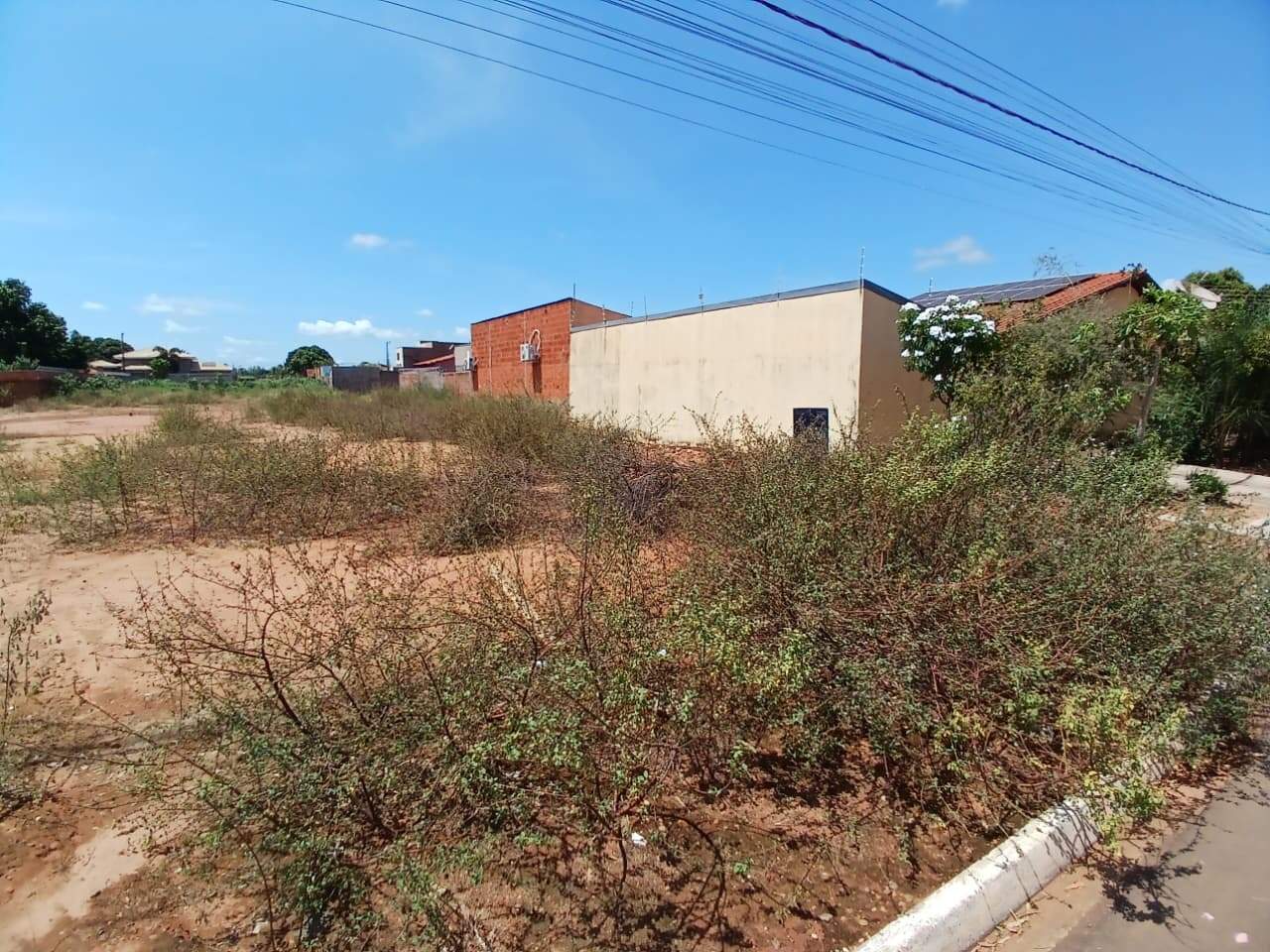 Terreno à venda no Parque São Carlos: 
