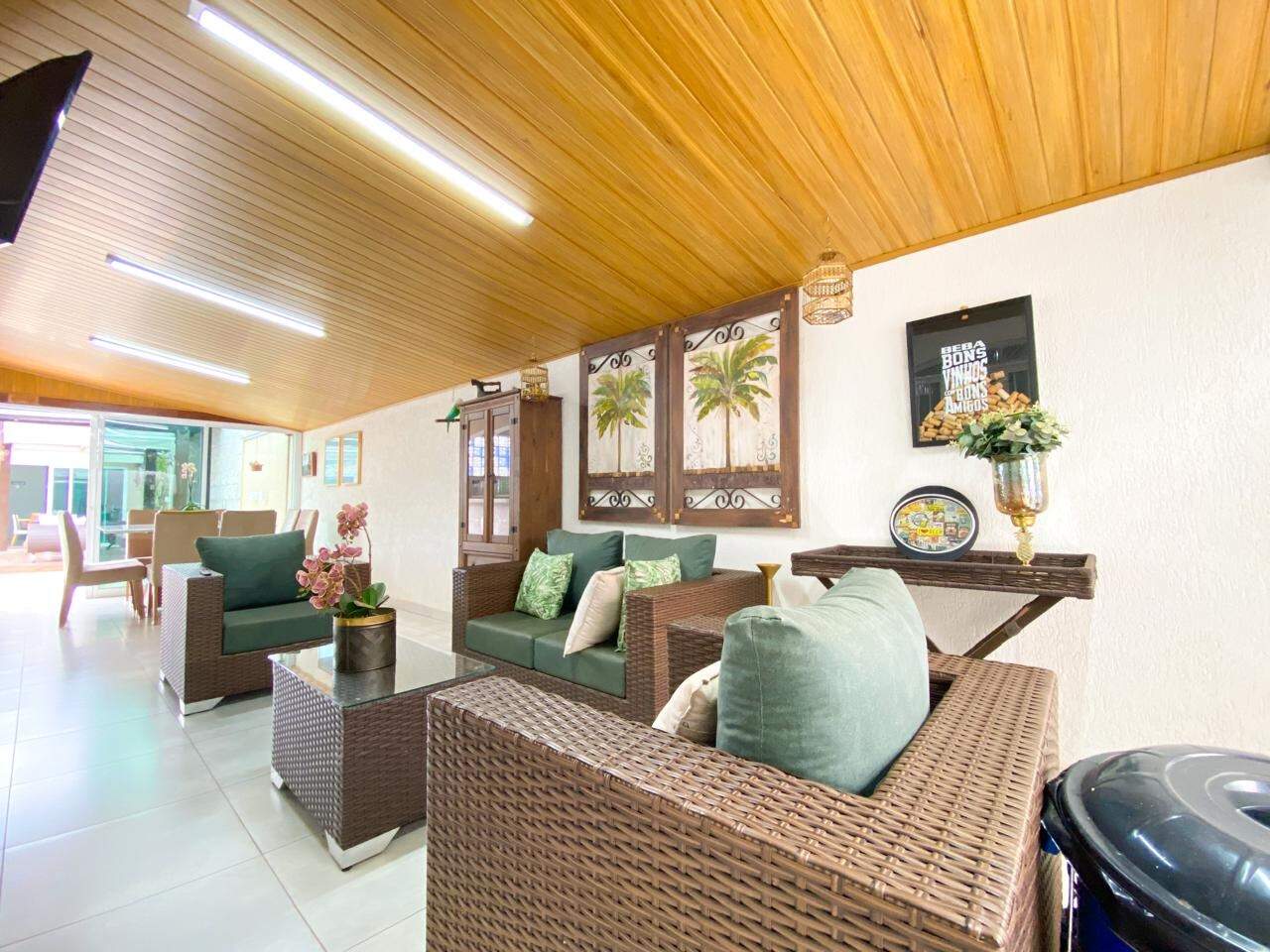 Casa à venda no Santos Dumont: 