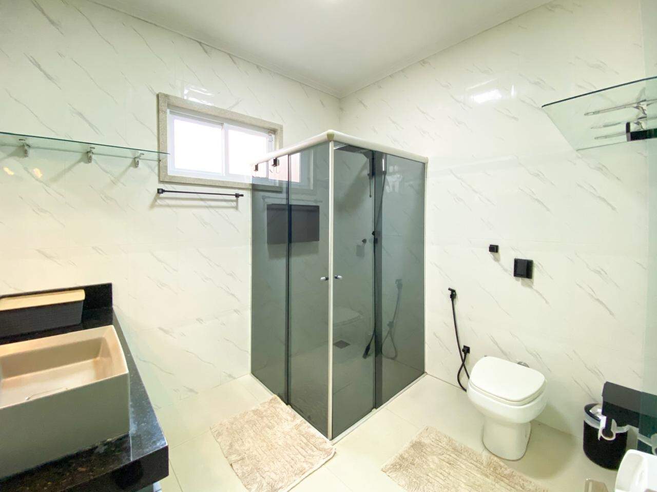 Casa à venda no Santos Dumont: 