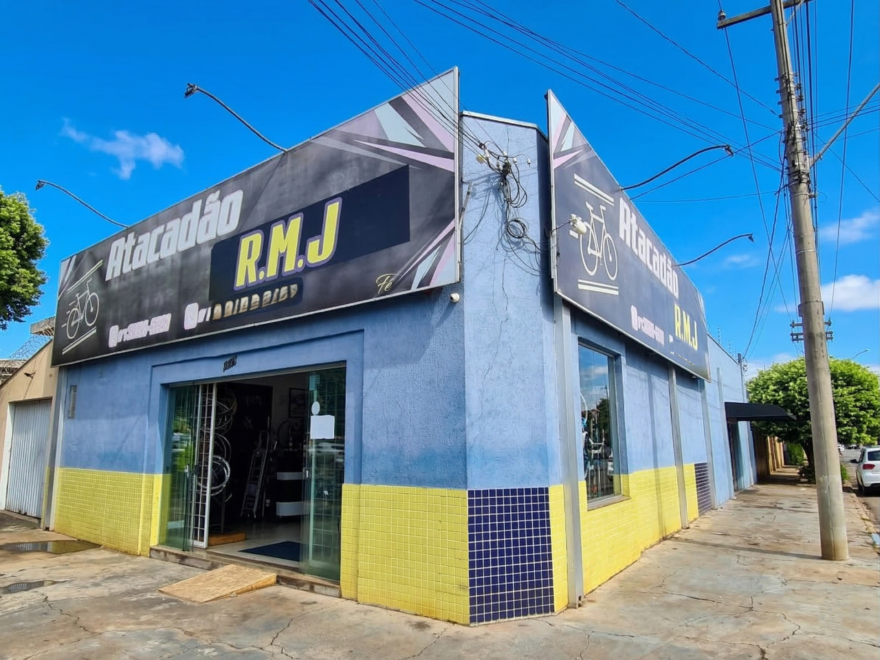 Prédio Comercial à venda no Centro: 