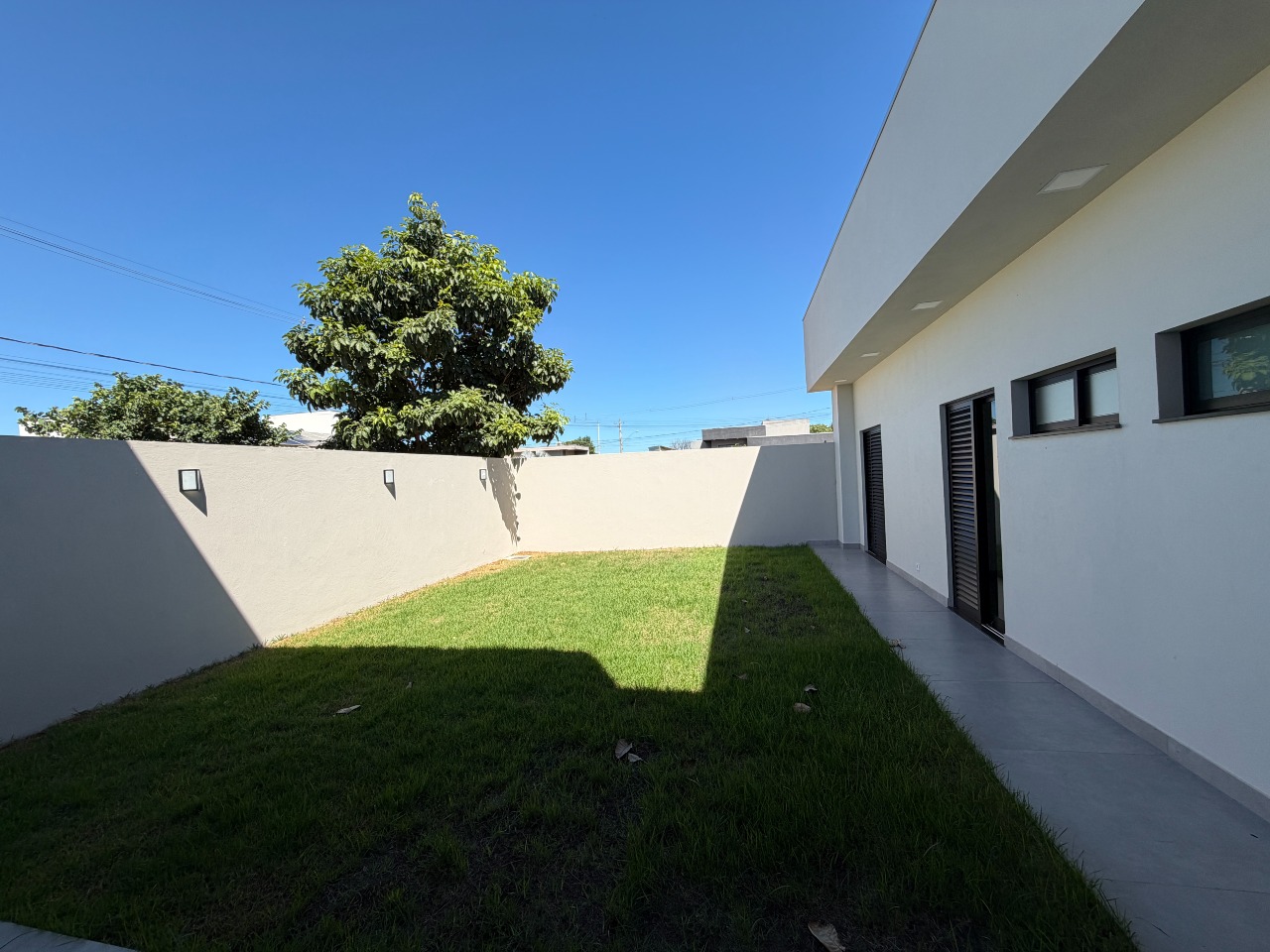 Casa em Condomínio à venda no Residencial Costa Leste: 