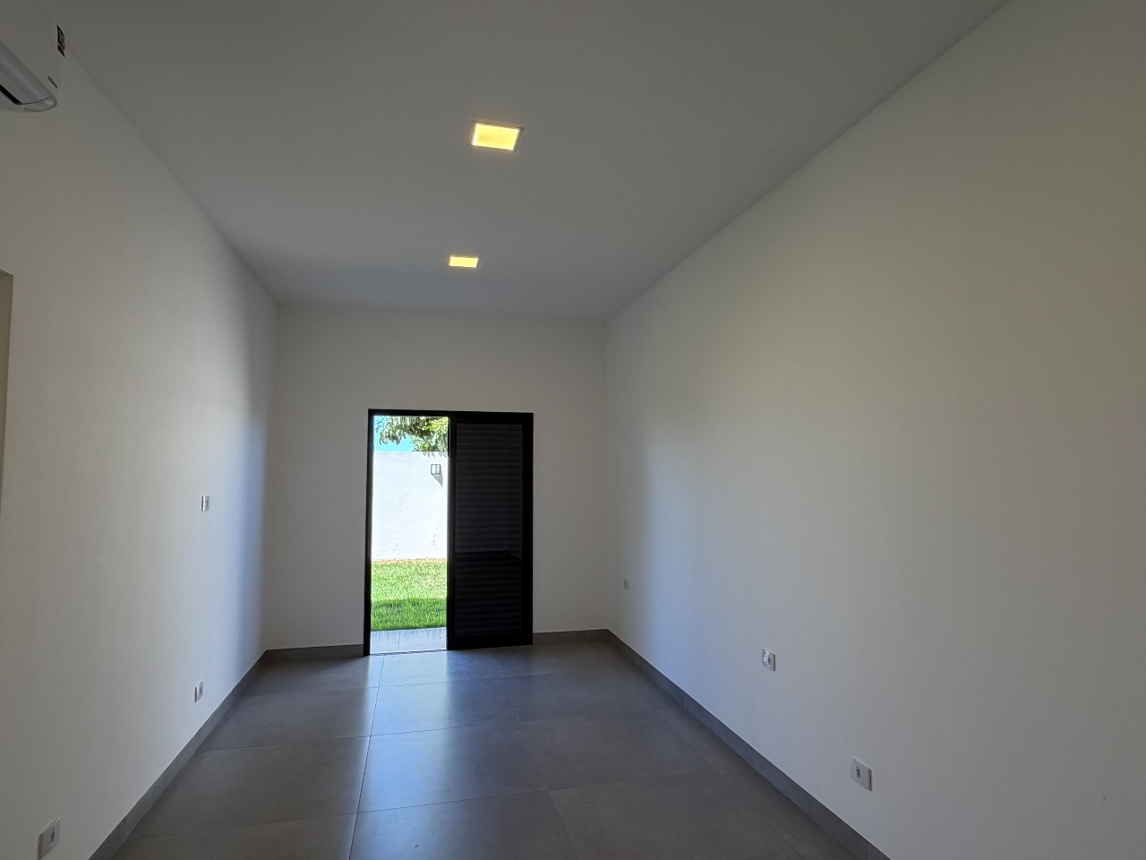 Casa em Condomínio à venda no Residencial Costa Leste: 