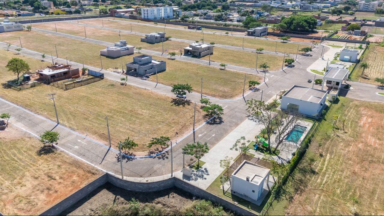 Terreno em Condomínio à venda no Condomínio Residencial Terraville: 