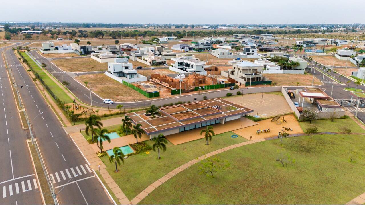 Terreno em Condomínio à venda no Condomínio Villa Dumont: 