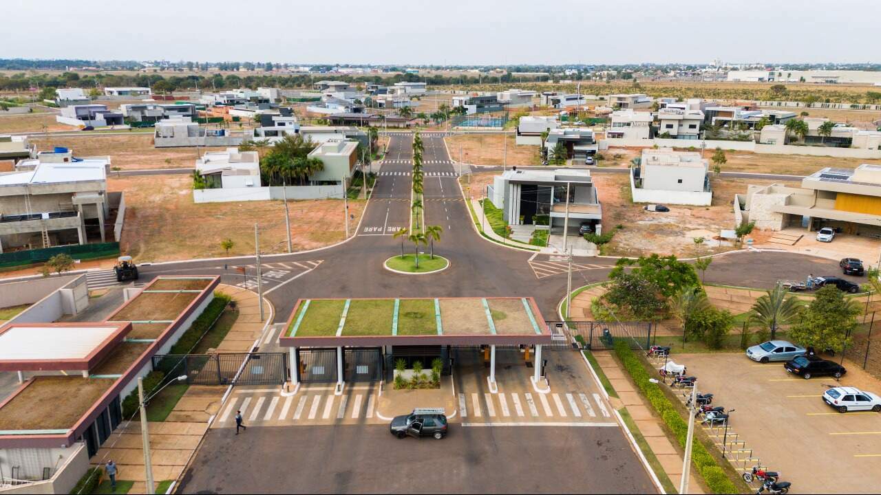 Terreno em Condomínio à venda no Condomínio Villa Dumont: 