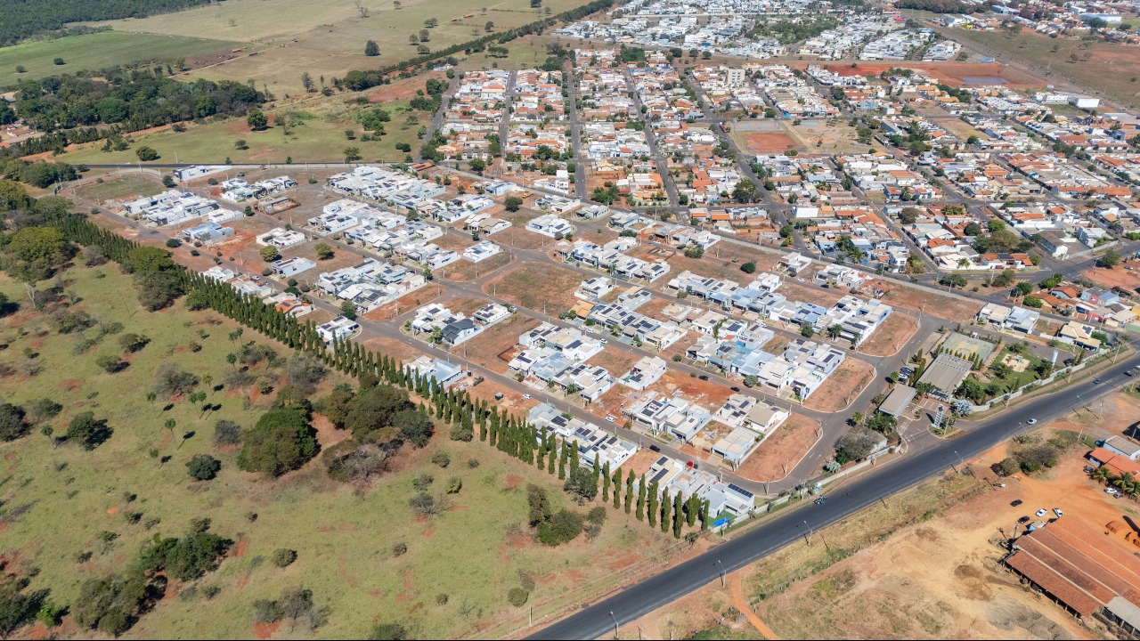 Casa em Condomínio à venda no Residencial Costa Leste: 