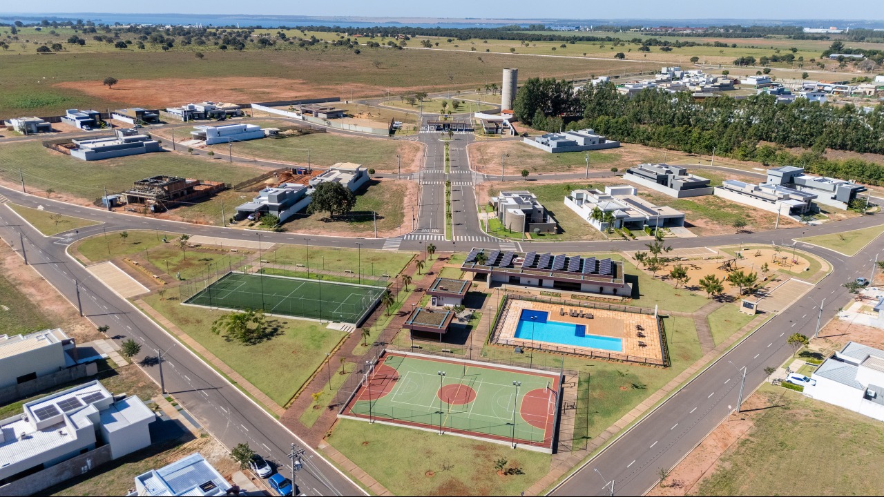 Terreno em Condomínio à venda no Condomínio Villa de León: 