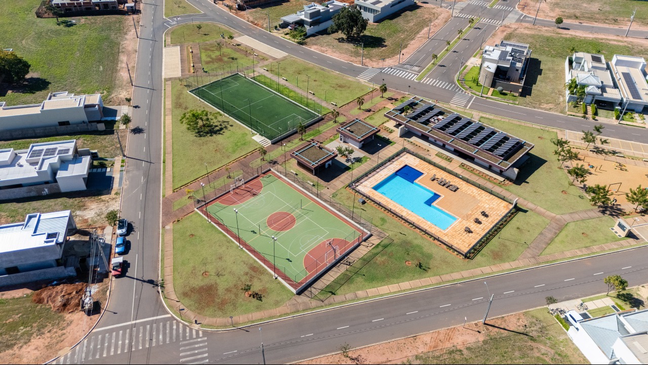 Terreno em Condomínio à venda no Condomínio Villa de León: 