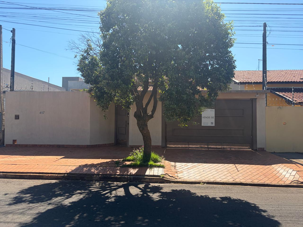 Casa à venda no Santos Dumont: 