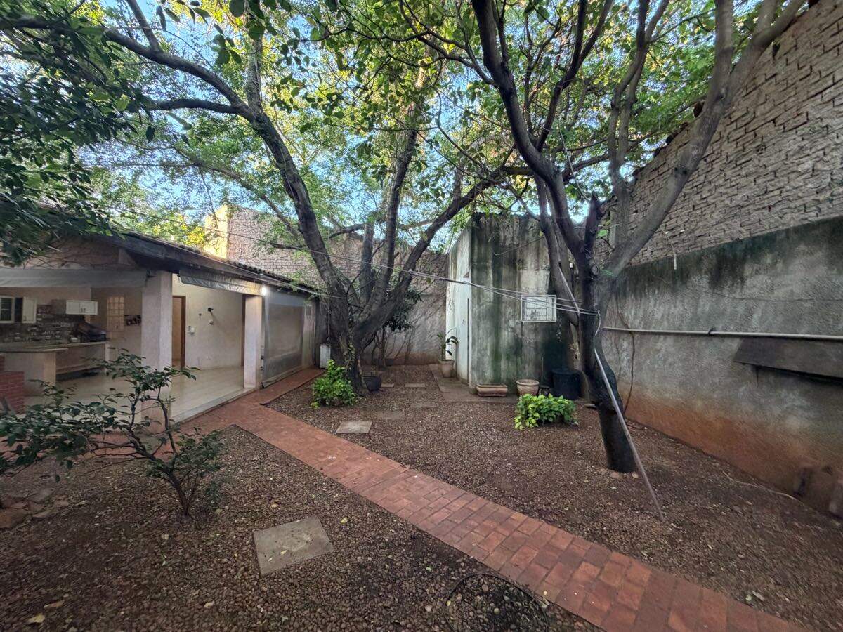 Casa à venda no Santos Dumont: 