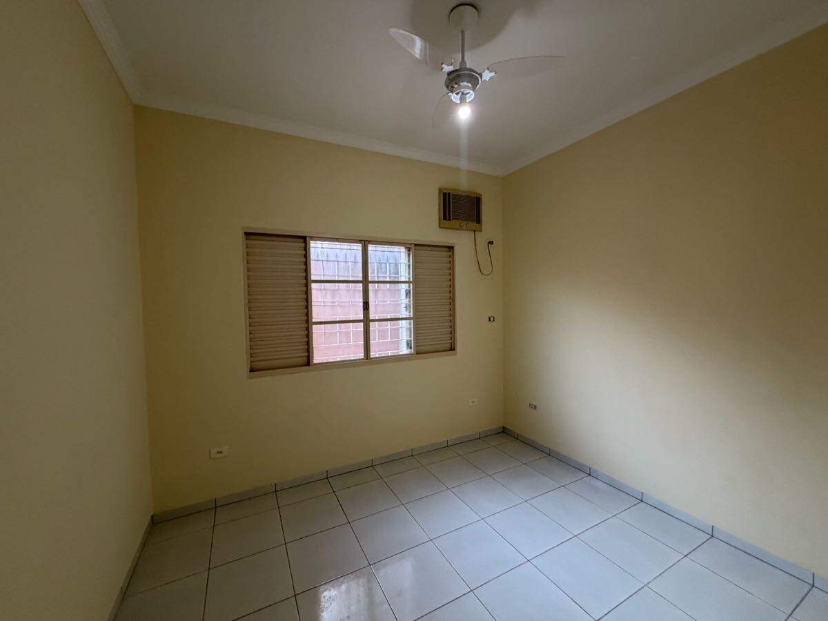 Casa à venda no Santos Dumont: 