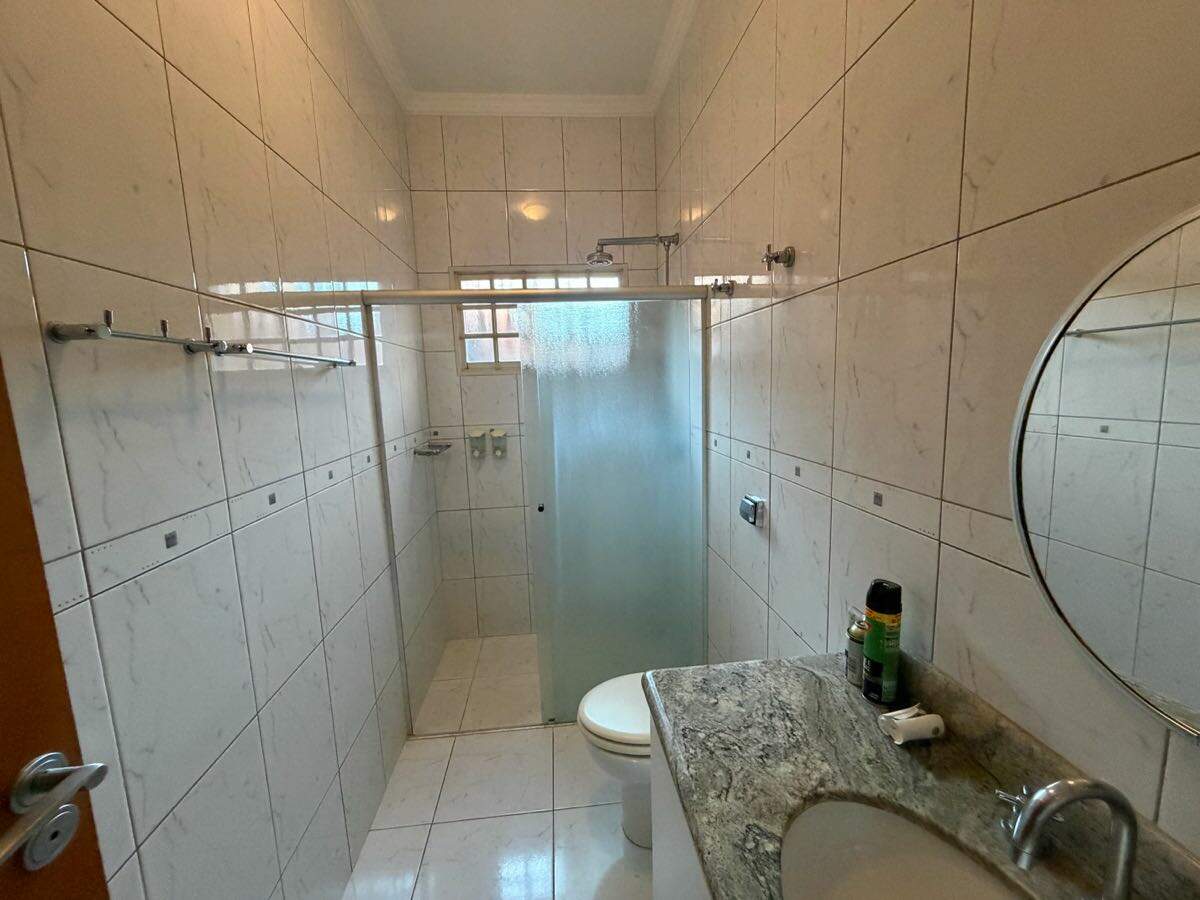 Casa à venda no Santos Dumont: 