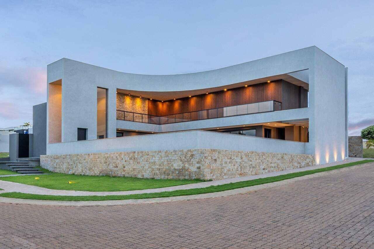 Casa em Condomínio à venda no Village do Lago: 