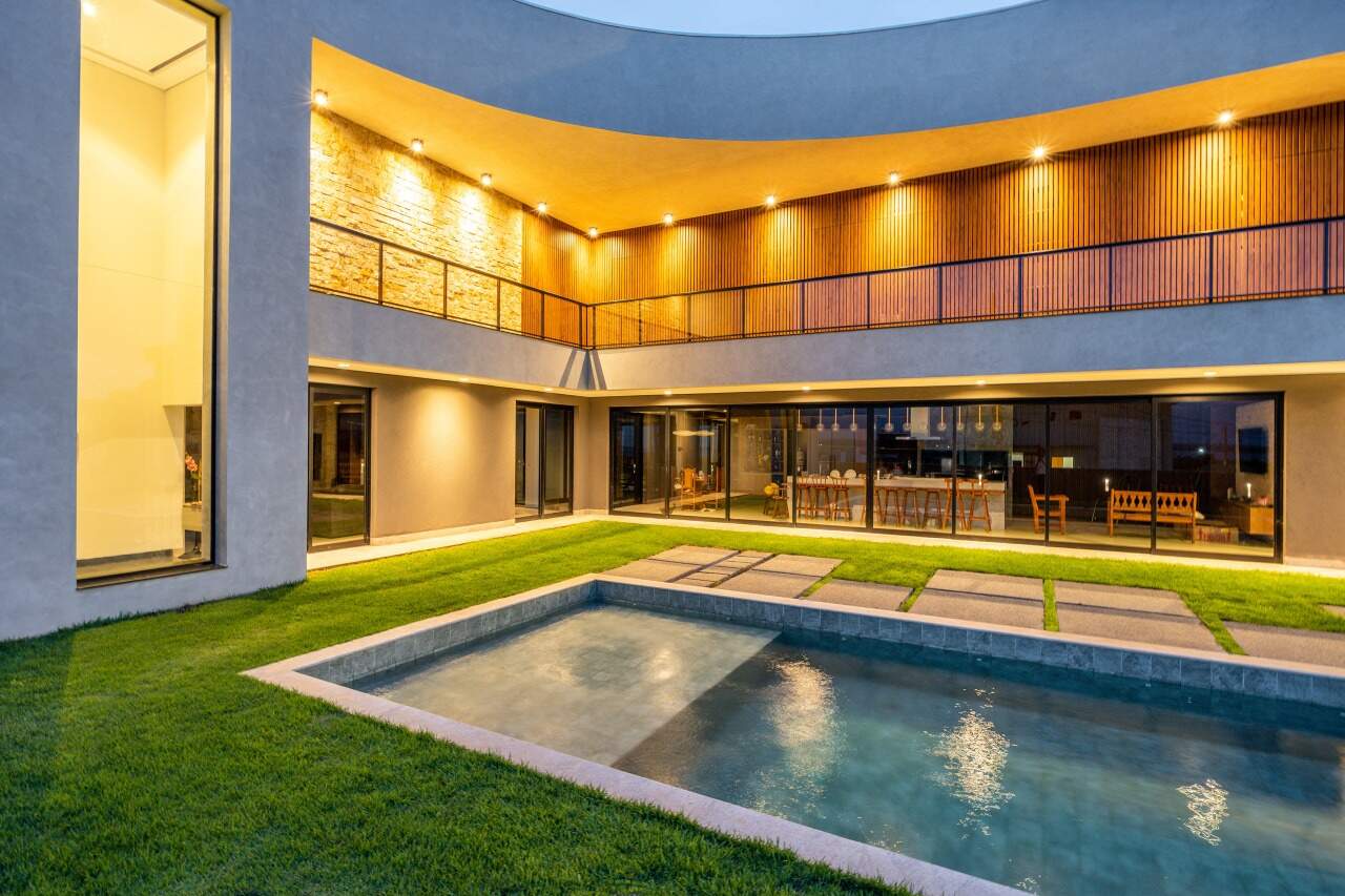 Casa em Condomínio à venda no Village do Lago: 