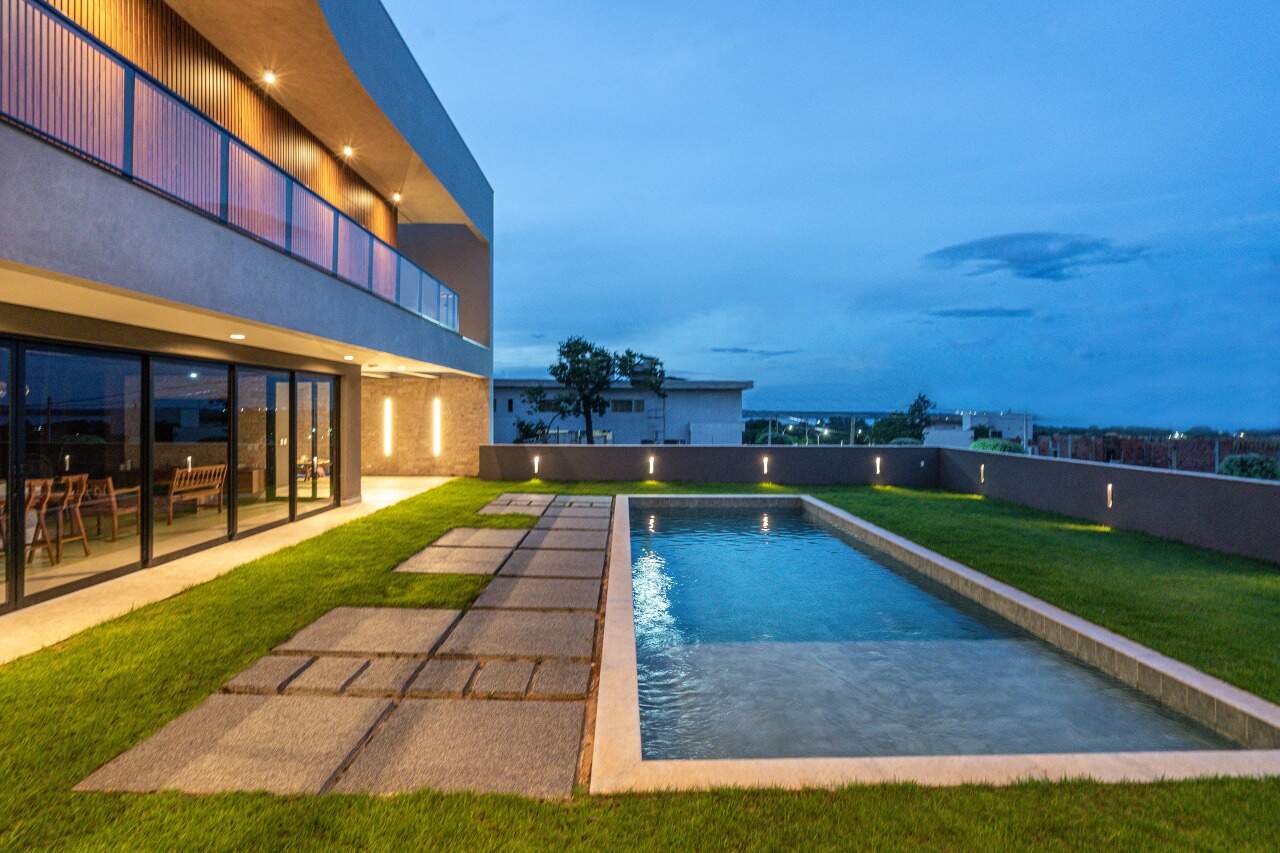 Casa em Condomínio à venda no Village do Lago: 