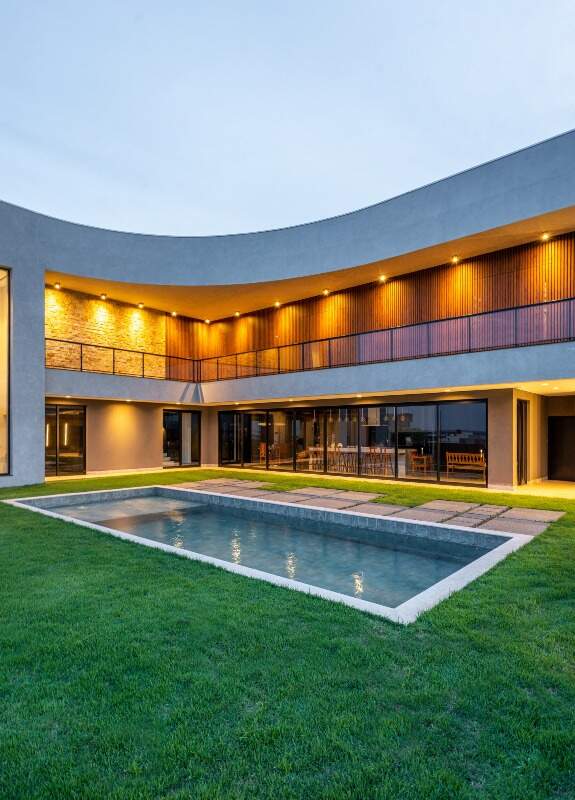 Casa em Condomínio à venda no Village do Lago: 