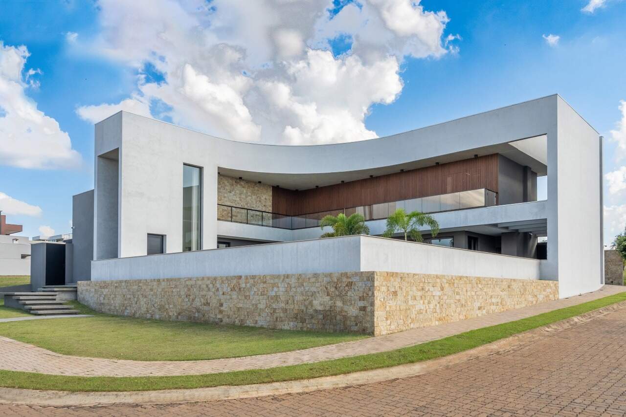 Casa em Condomínio à venda no Village do Lago: 