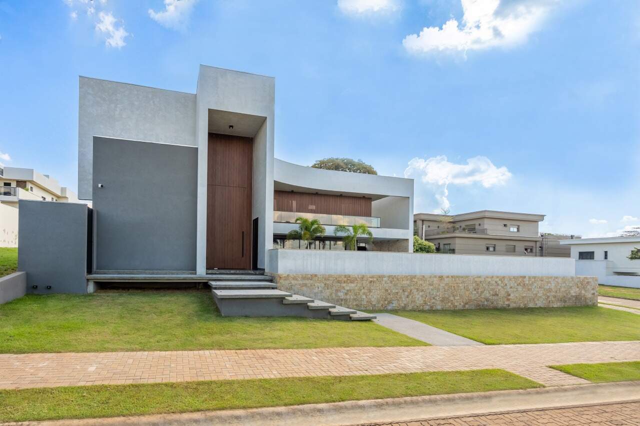 Casa em Condomínio à venda no Village do Lago: 