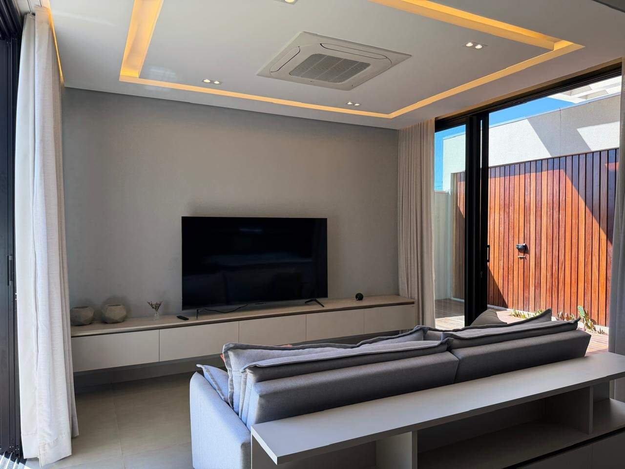 Casa em Condomínio à venda no Condomínio Villa de León: